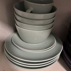 Dish Set