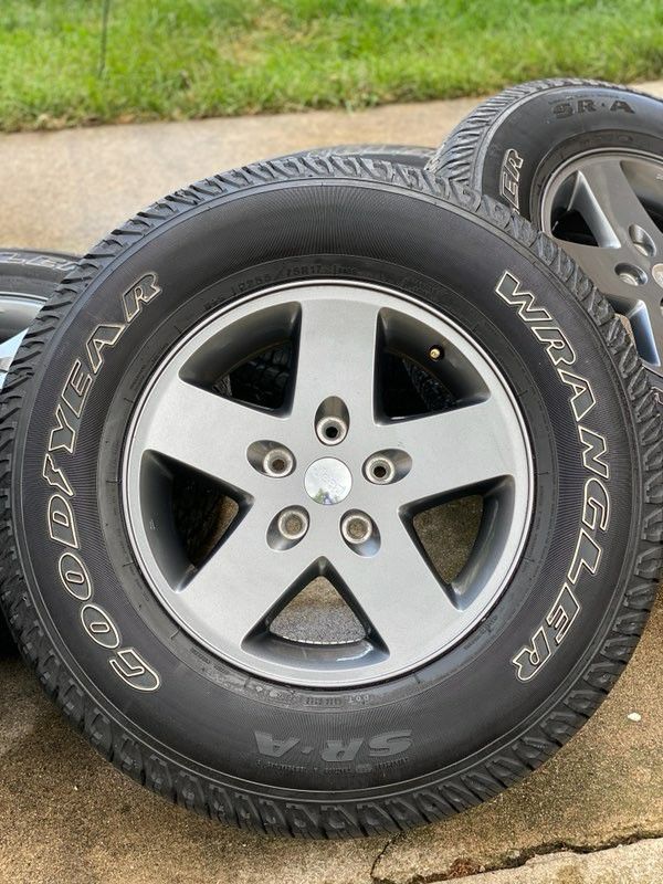 JEEP WRANGLER TIRES & WHEELS (5)