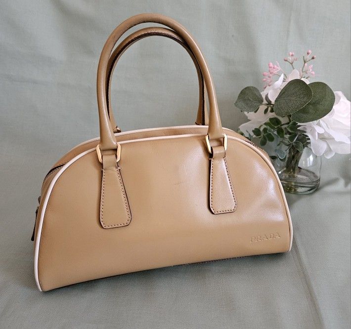 Women's Prada High-End Tan Leather Luxury Handbag (LIMITED EDITION)