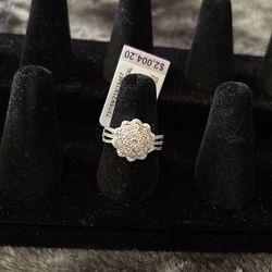 10k diamond ring 3/4 CTTW size 7