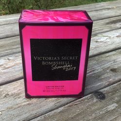 Victoria’s Secret Bombshell perfume