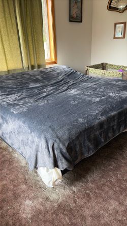 King size adjustable bed