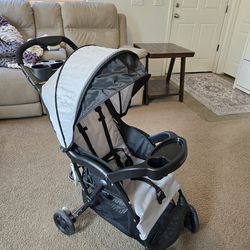 Kolcraft Cloud Plus Lightweight Stroller