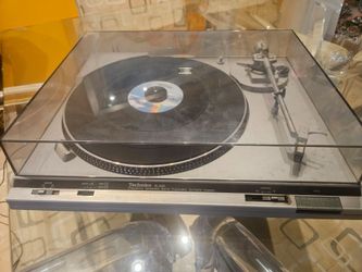 Technics turntable