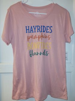 Woman's Shirt. Pink Blouse. Hayrides Pumpkins Bondfires And Flannels. Blusa Rosita. 