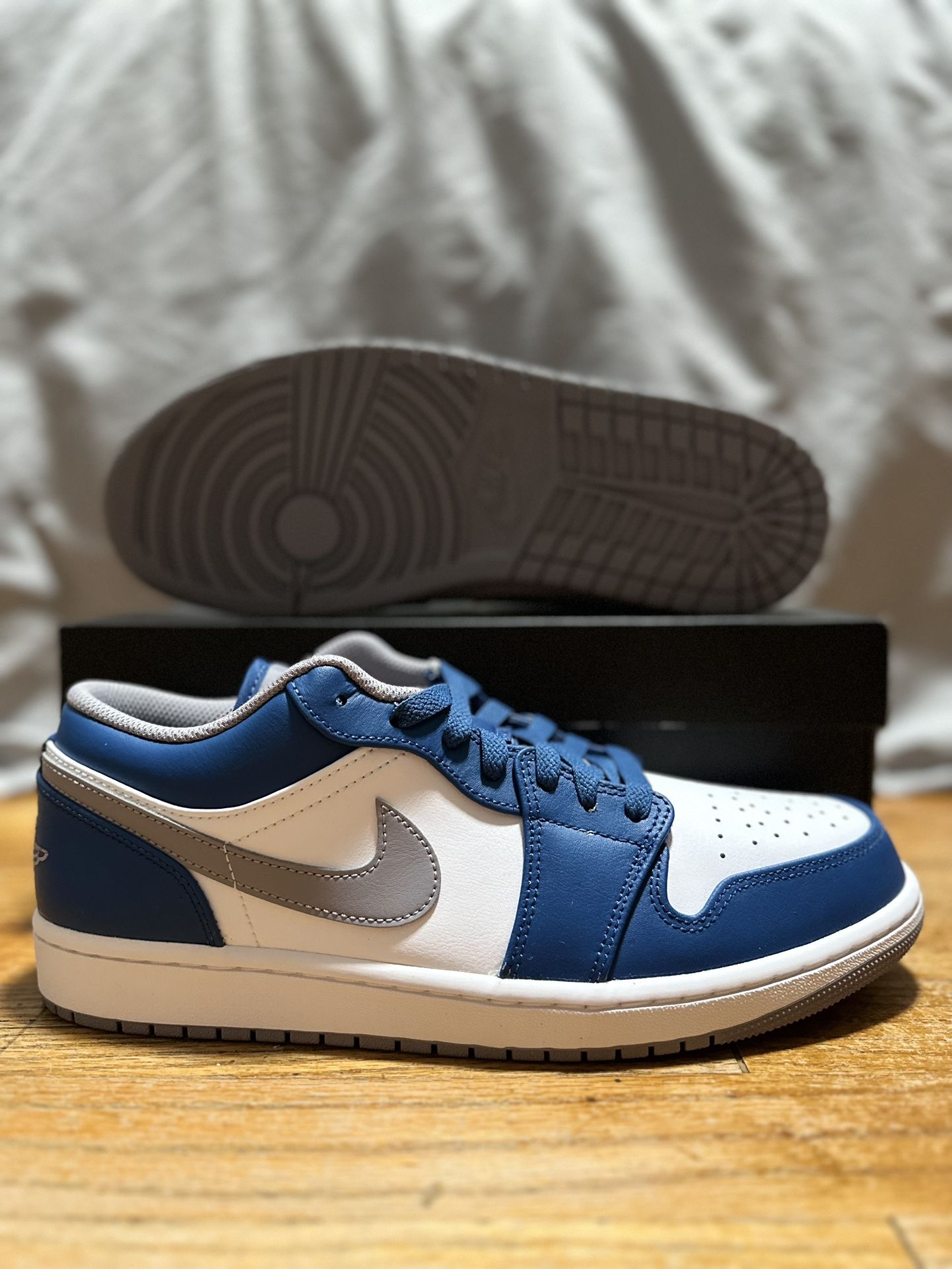Air Jordan 1 Low 'True Blue' Size 10