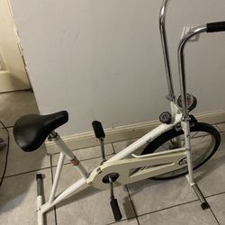 XC 1000 Old Vintage Exercise Bike