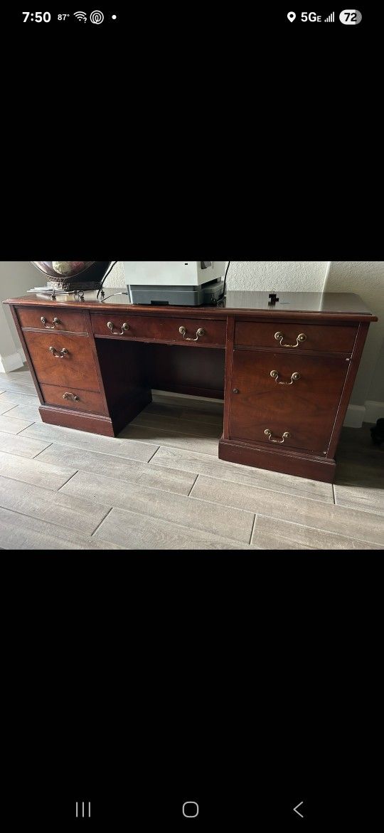 Desk And Shelf With Drawers