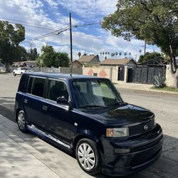 Scion xB 