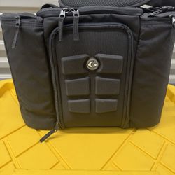 6 Pack Fitness Meal Prep Bag - Never Used 