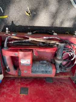 Milwaukee Rotary Hammer with Case