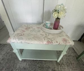 Upholstered Coffee Table/Ottoman