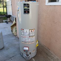 Water Heater Boiler 40 Gallons  L P GAS 