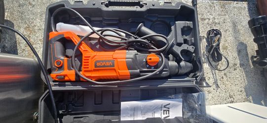 Rotary hammer drill
