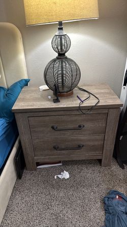2-Drawer Nightstand in Gray Wood Finish