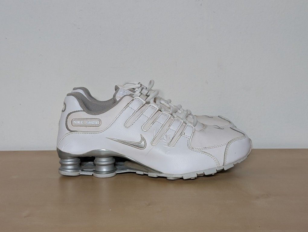 Nike Shox NZ SI Plus GS White Neutral Grey 317929-106 Youth Size 6.5Y Wmn Sz 8