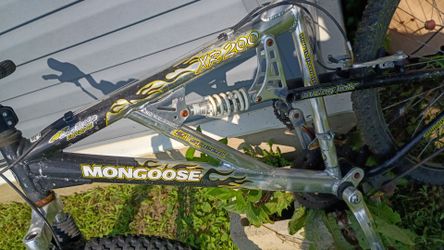 MONGOOSE BIKE