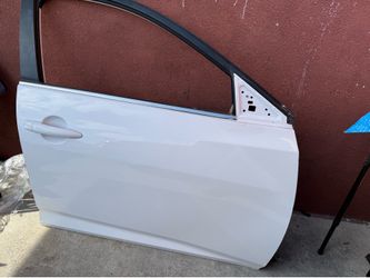 2020 2022 2025 Nissan Sentra Front door RH