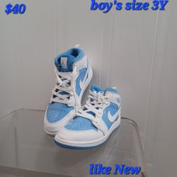 Boy's Shoes