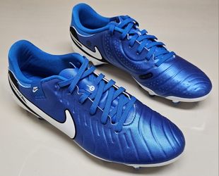 Nike Tiempo Legend 10 Academy FG/MG ‘Soar Blue’ Men's Size 7.5 DV4337-400 Cleats

Size 7.5. New cleats. Will ship out same/ next day. 