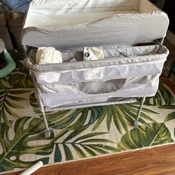 HappyGira Foldable Baby Changing Table