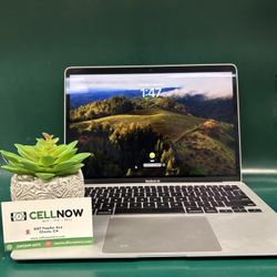 MacBook Air 13” 2020 M1 8gb Ram/ 512 SSD