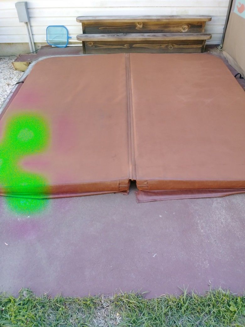 Jacuzzi Cover