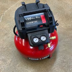 Porter cable 6 gallon, pancake style compressor like new