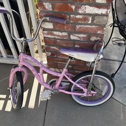 Little Girls pink Schwinn Bike
