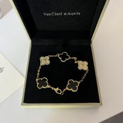 Van Cleef Onyx Diamond  