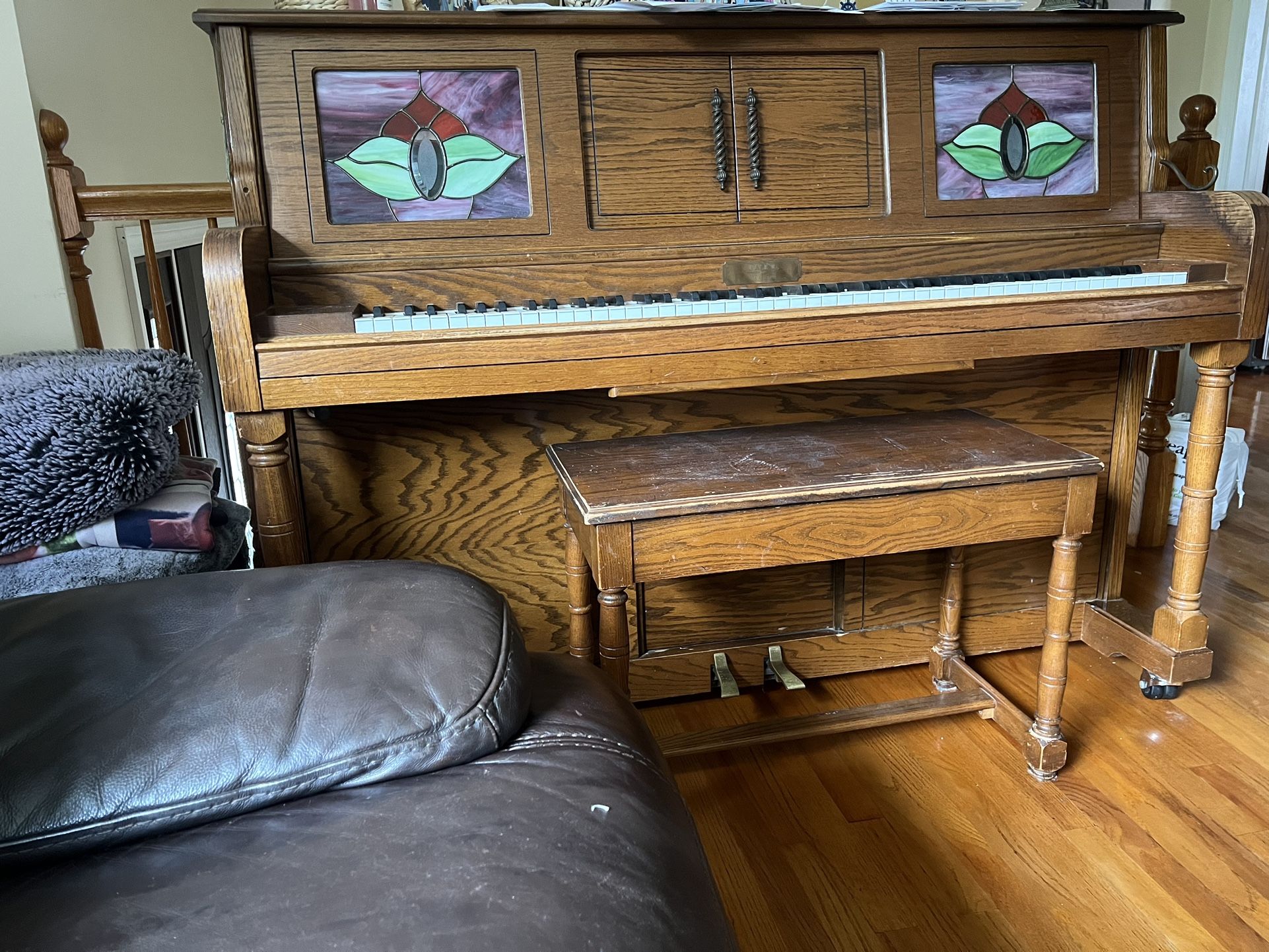  casino  piano By wurlitzer 