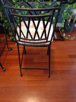 Set of 4 iron chairs