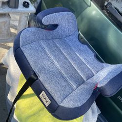 Max Booster Seat 
