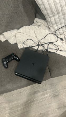 PS4 PlayStation 4