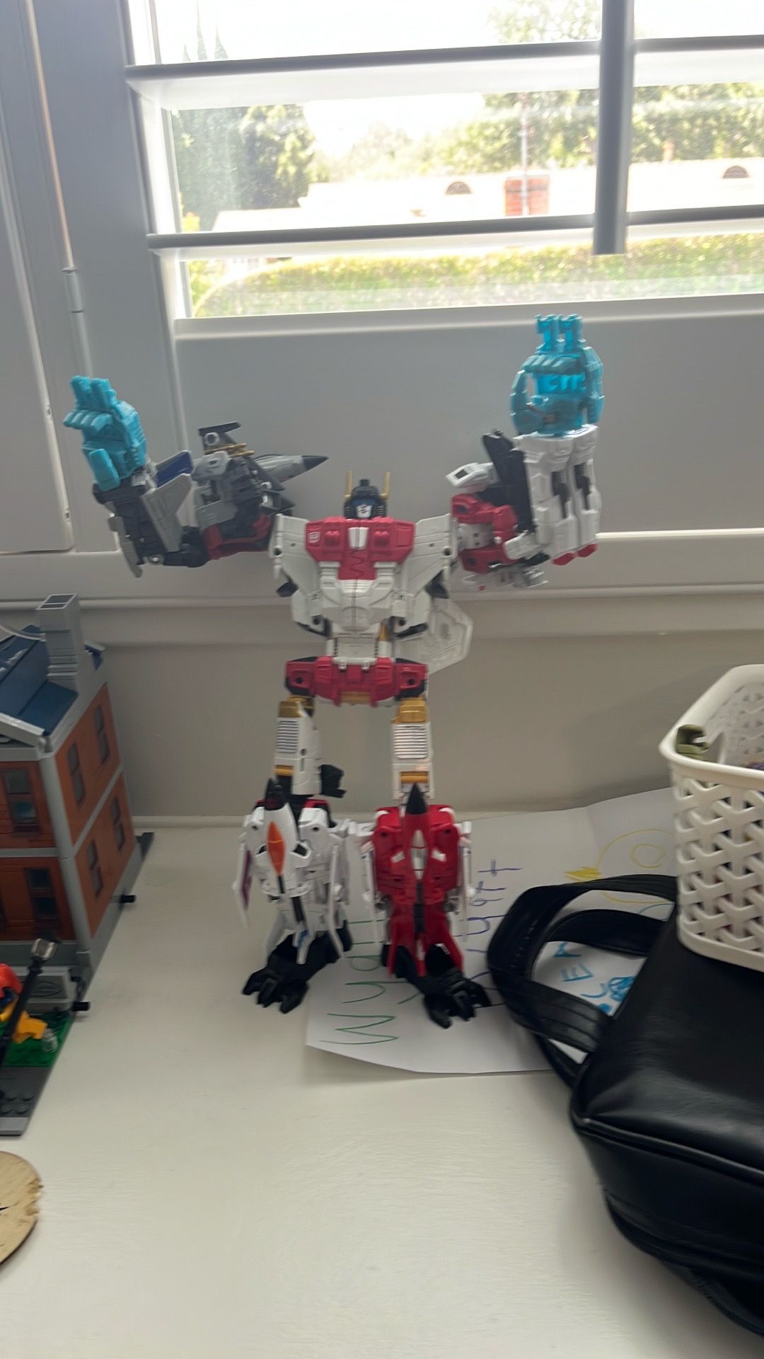 Takara Tomy Transformers Combiner Wars Superion