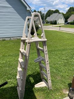Pool Ladder
