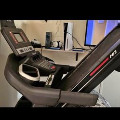 Treadmill 