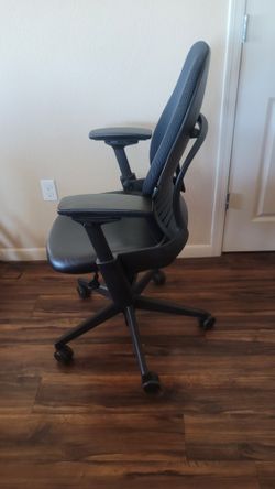 Steelcase Leap V2 Office Desk Gaming Chairs 