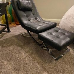 Leather lounge Chair And ottoman