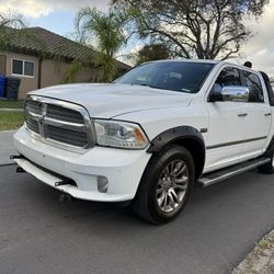 2015 RAM 1500 Crew Cab Limited Long Horn 