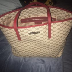 Micheal Kors Purse