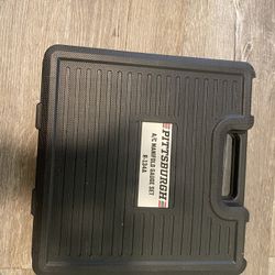 Pittsburgh A/C Manifold Gauge Set 