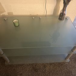 Nice Glass TV Stand 