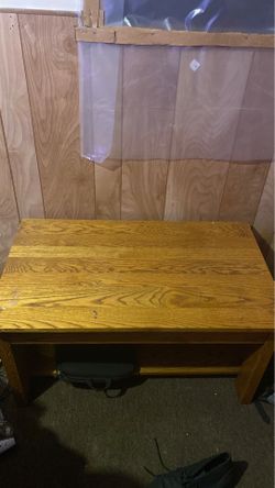 Opening wooden coffee table