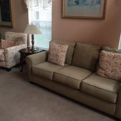 Matching Sofa & Accent Chair