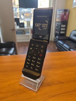 Cat S22 Flip. Heavy Duty Phone
