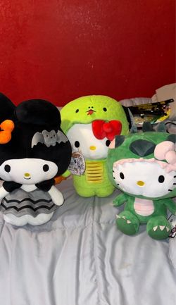 Hello kitty and my melody plushies