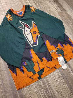 Vintage rare Phoenix Arizona Coyotes nhl hockey jersey for Sale in  Scottsdale, AZ - OfferUp