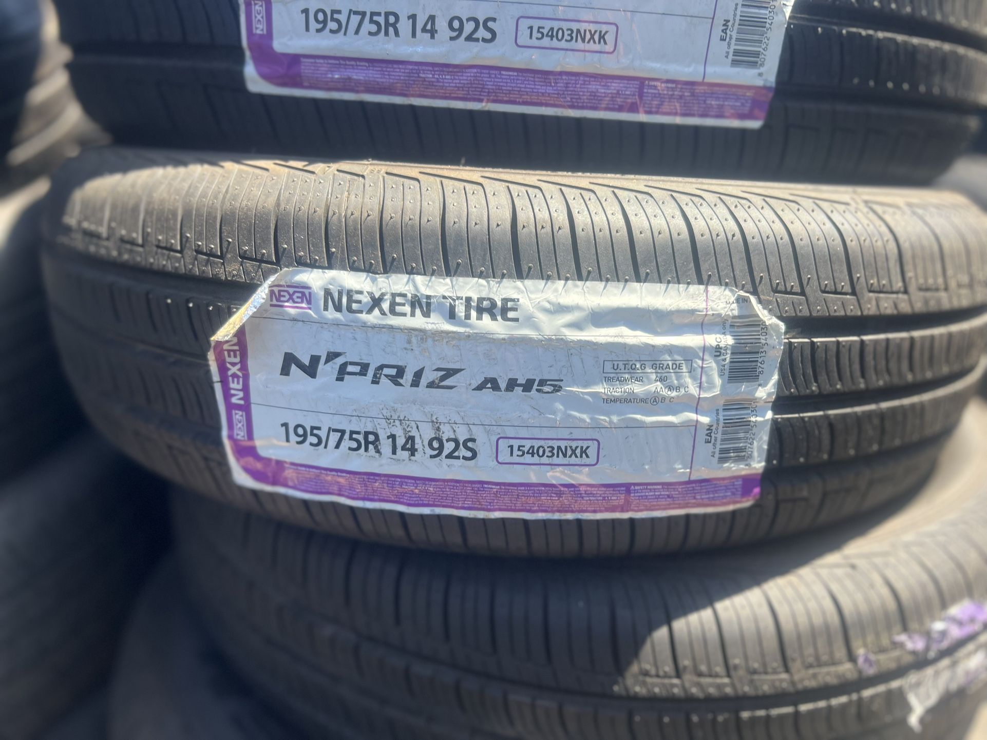 195/75R14 NEXEN TIRES NβPRIZ AH5