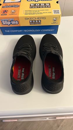 Skecher hand free slip-ins shoe (NEW) size 8 wide fit